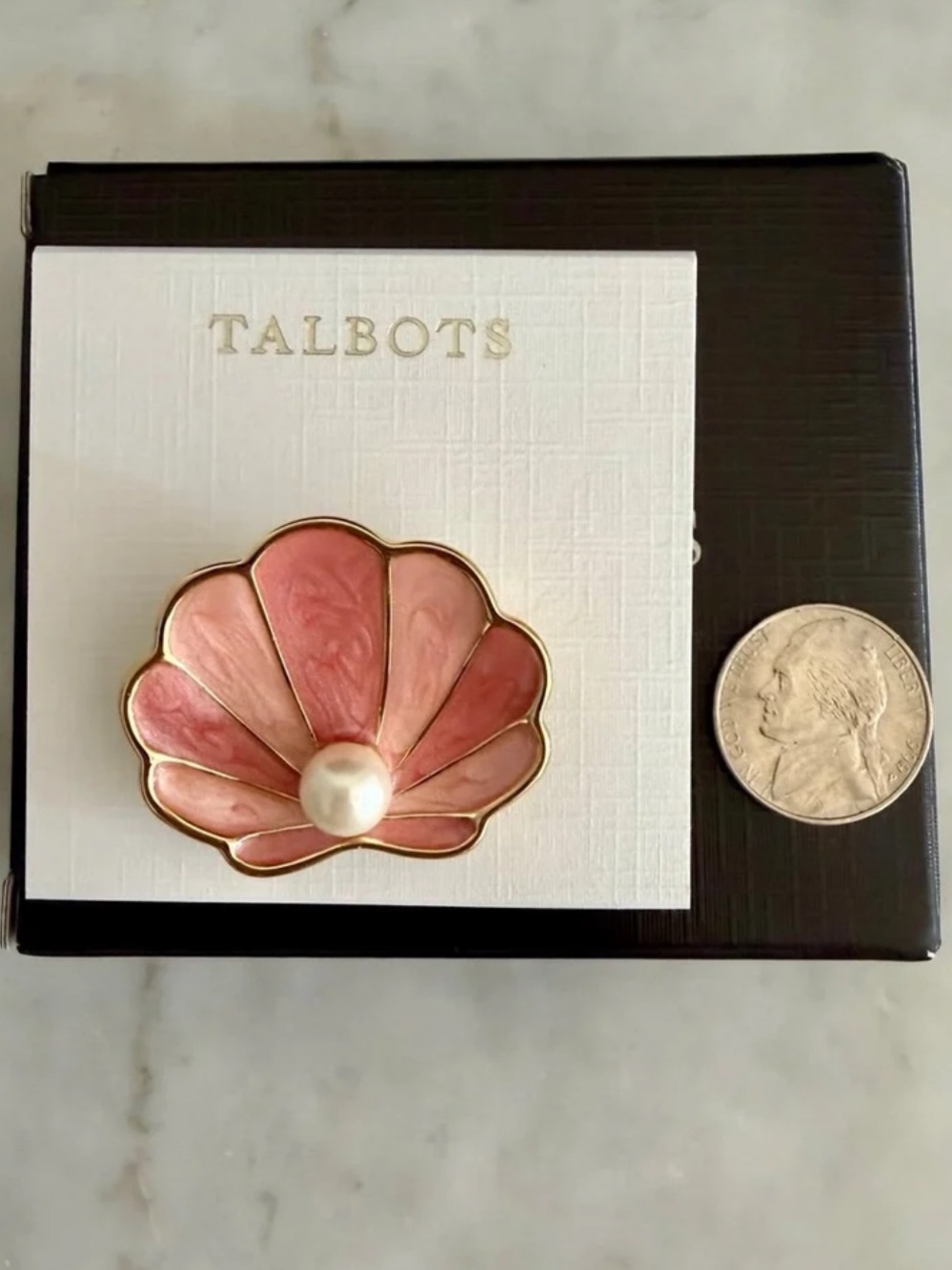 Talbots Shell Brooch - Picture 6 of 9